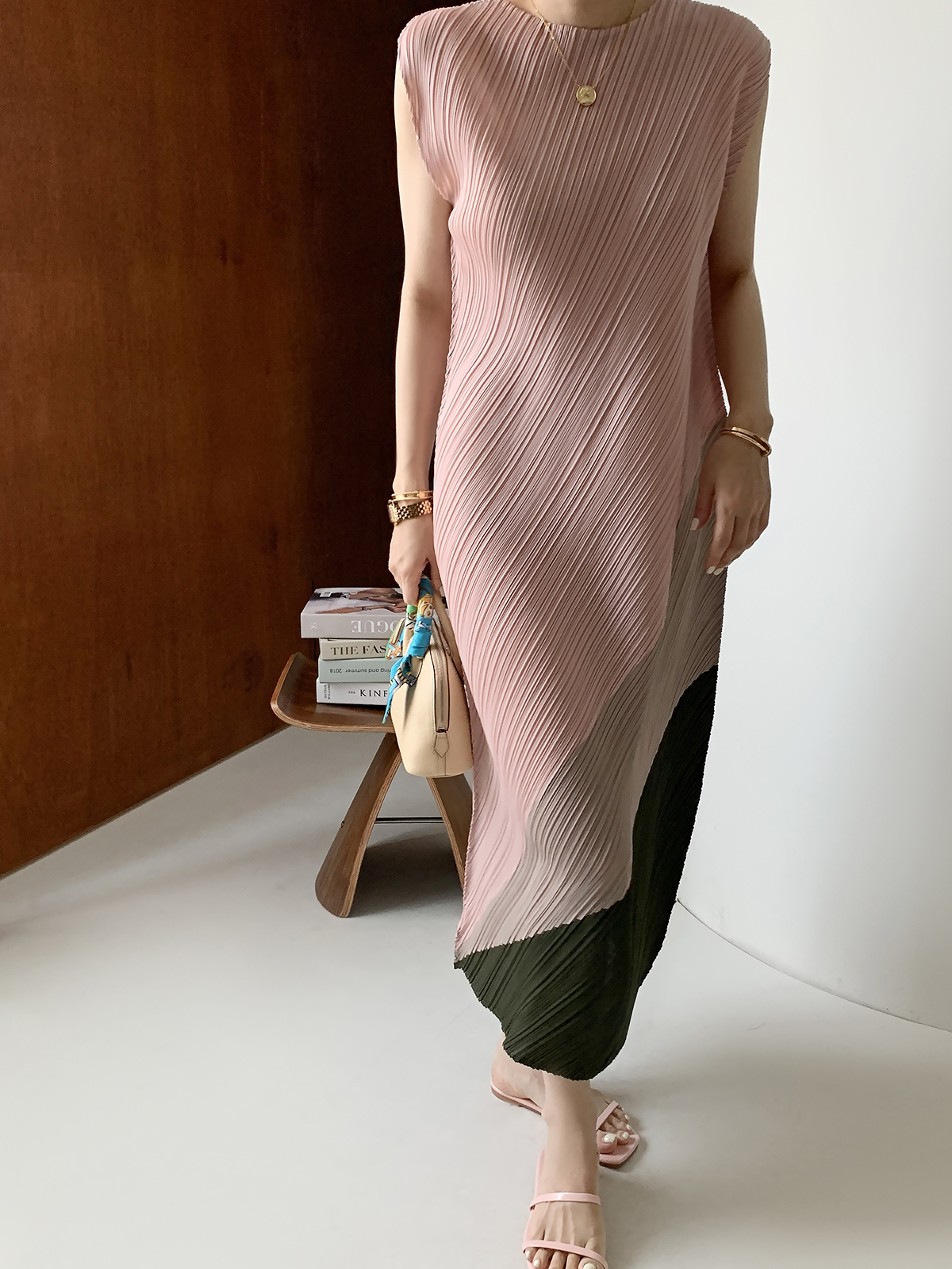 [Lux] IseFair Pleats Dress